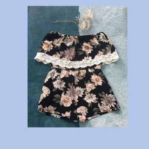 🌟Forever 21 Floral Romper🌟